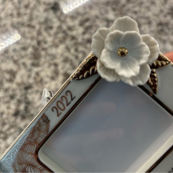 Hallmark 2022 Happy Beginnings Wedding picture frame ornament. NEW - Picture 5 of 8